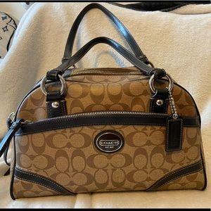 COACH SIGNATURE SATCHEL